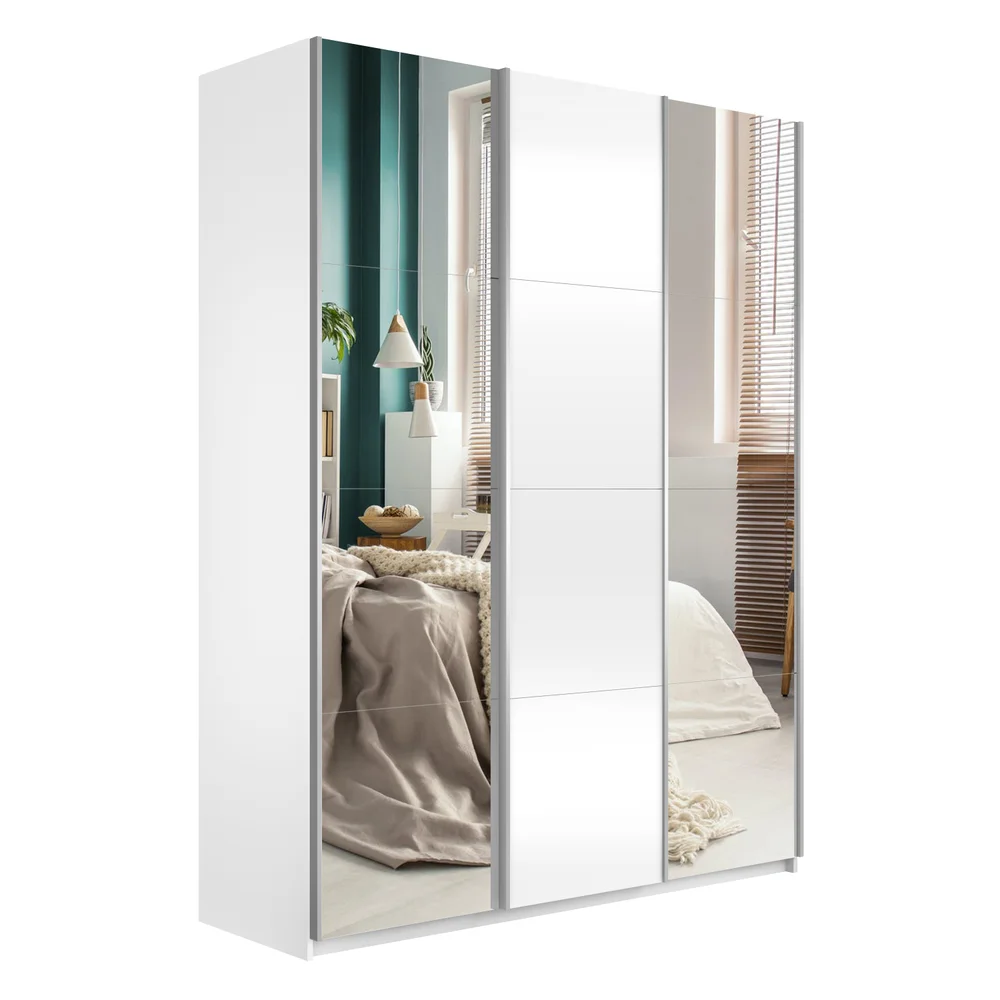 Шкаф-купе Мебельная фабрика «Е1» 3-х дверный из ЛДСП